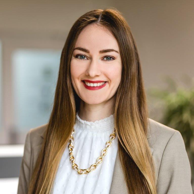 Portrait von Olga Jansen-Amore